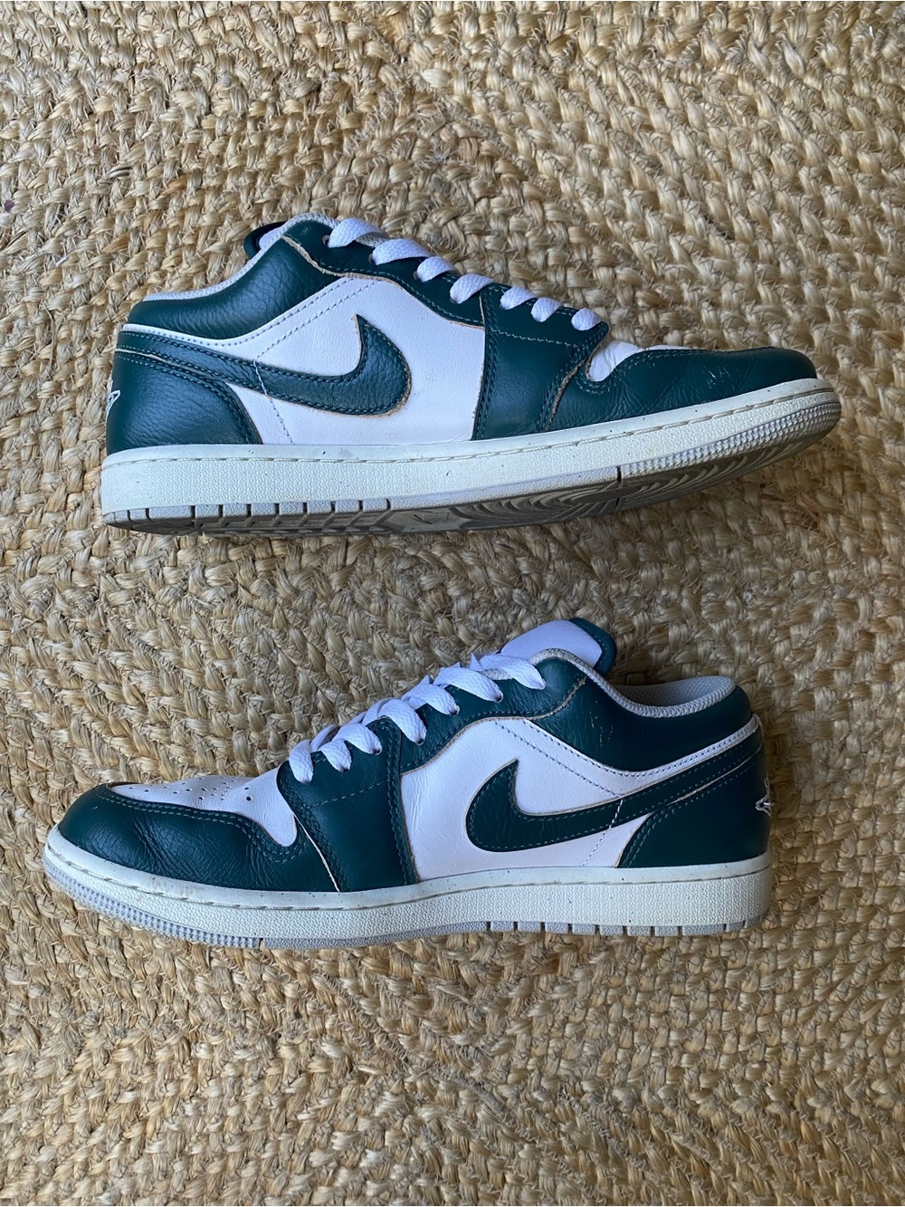 Nike Men’s Air Jordan 1 Low-Top Sneakers in Green and White